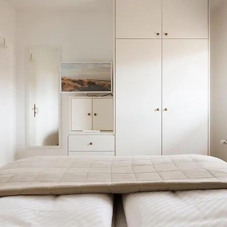 Apartment Wohnen Am Suedstrand 01
